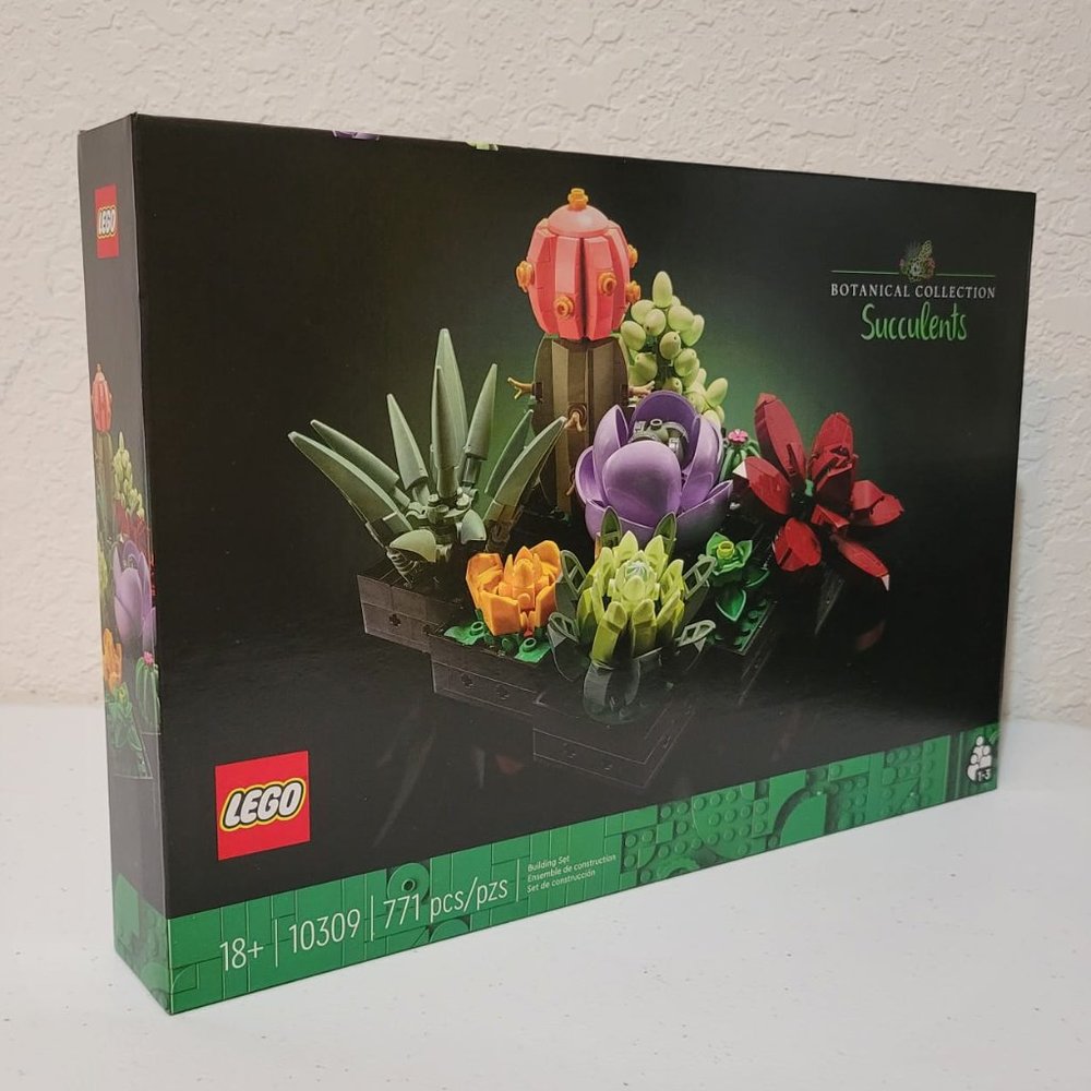 LEGO Succulents 10309